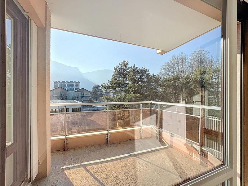 Appartement - 84 m² - 4 pièces