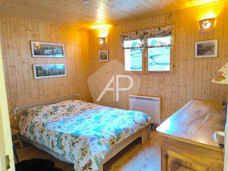 Châlet - 206 m² - 9 pièces