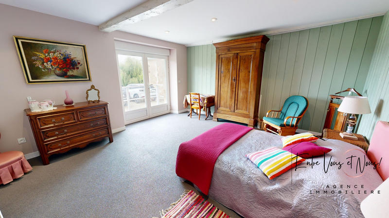 Maison ancienne - 415 m² - 11 pièces