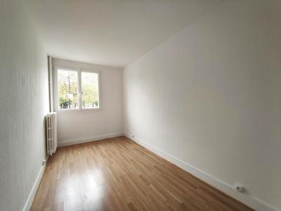Appartement - 75 m² - 5 pièces