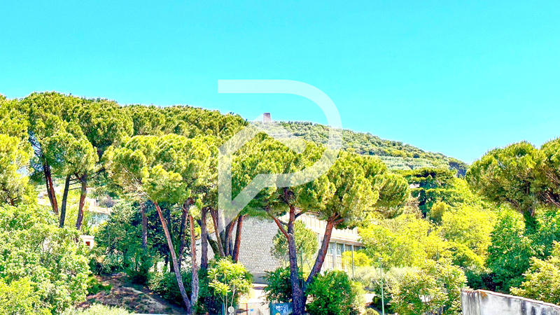 Appartement - 75 m² - 4 pièces