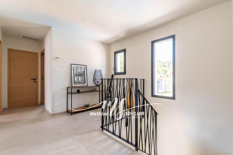 Maison - 145 m² - 4 pièces