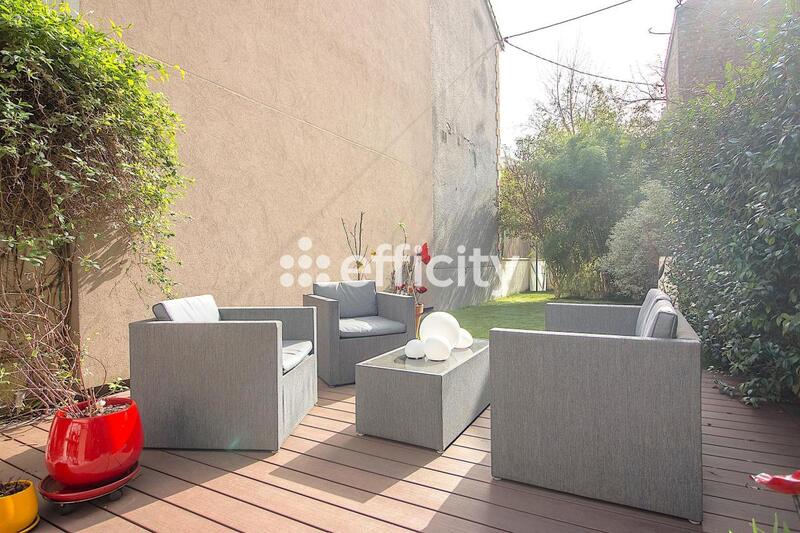 Pavillon - 168 m² - 6 pièces