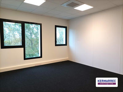Bureau - 153 m² - 5 pièces
