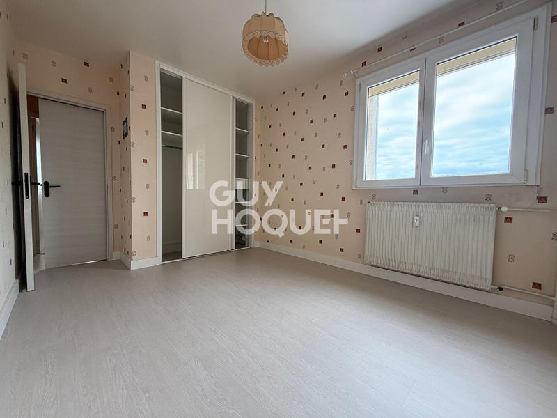 Appartement - 95 m² - 5 pièces