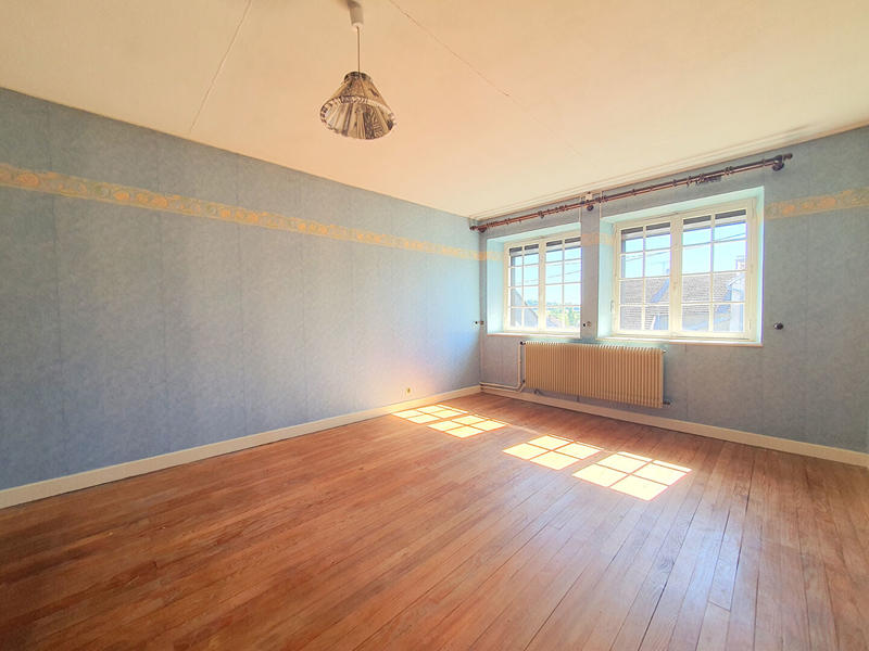 Maison - 206 m² - 5 pièces