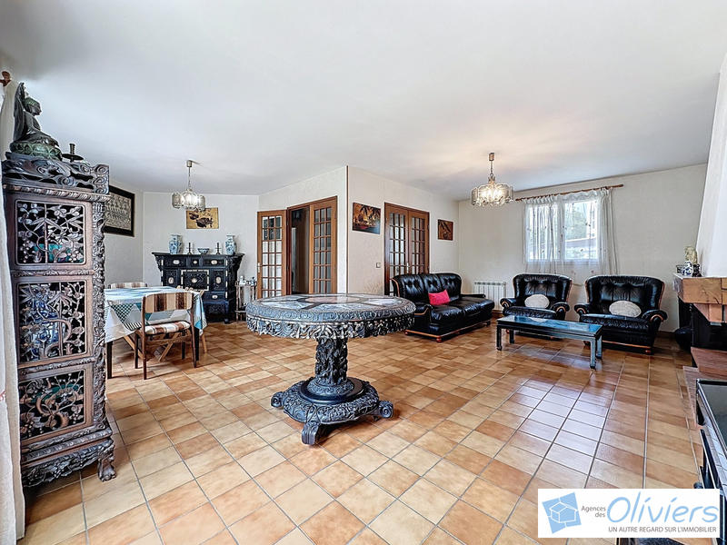 Maison - 133 m² - 6 pièces