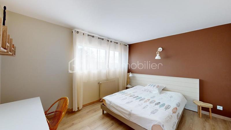 Maison traditionnelle - 171 m² - 5 pièces