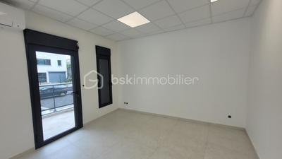 Bureau - 46 m² - 1 pièce