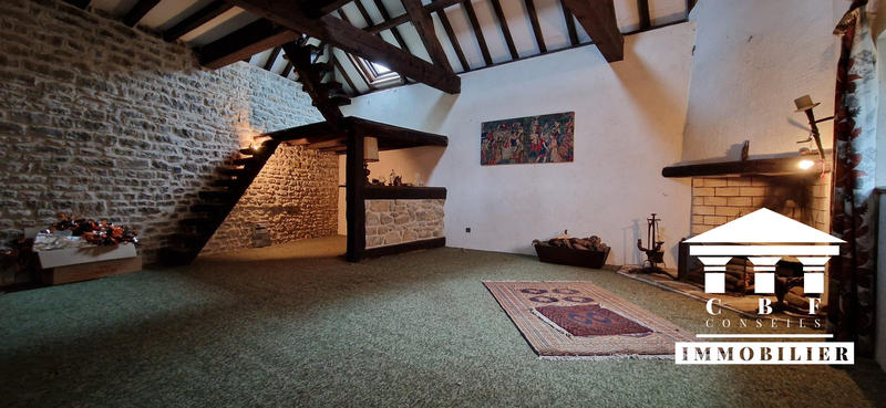 Maison ancienne - 144 m² - 3 pièces
