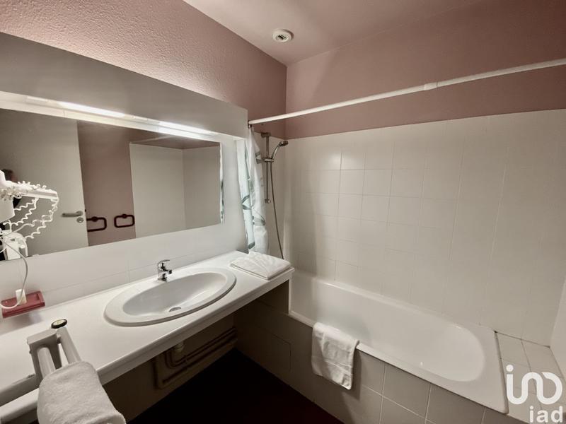 Local commercial - 302 m²