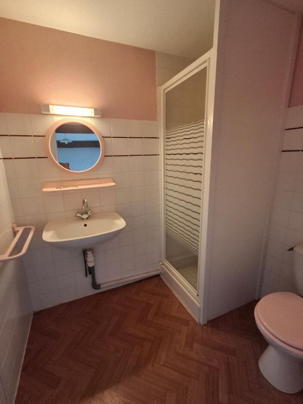 Maison - 230 m² - 8 pièces