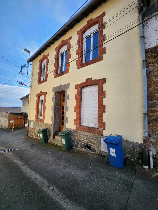 Maison - 139 m² - 6 pièces