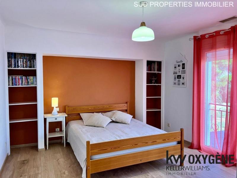 Villa - 223 m² - 7 pièces