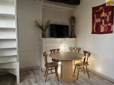 Maison - 186 m² - 7 pièces