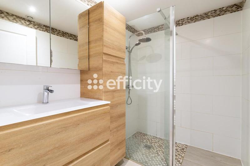 Appartement - 106 m² - 4 pièces