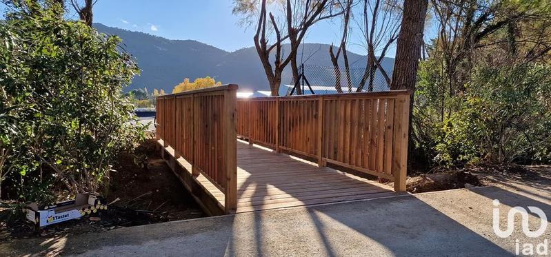 Local commercial - 200 m²