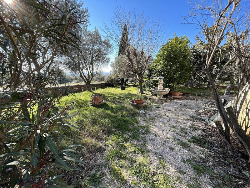 Villa - 165 m² - 9 pièces