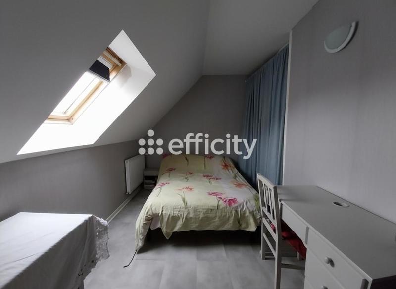 Maison - 85 m² - 6 pièces