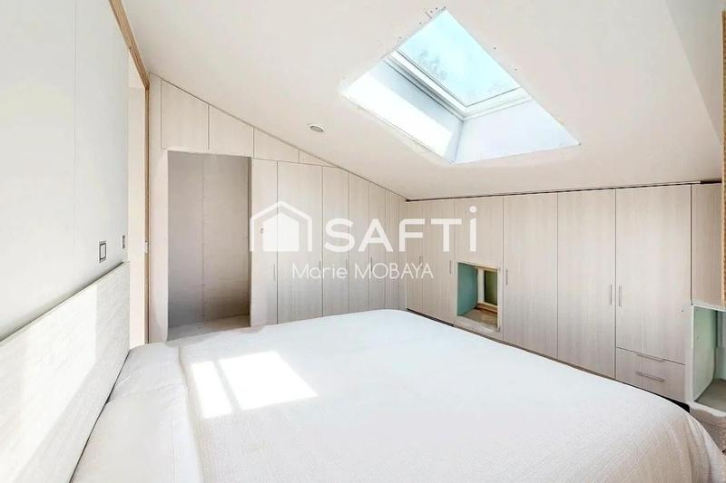 Maison - 301 m² - 10 pièces