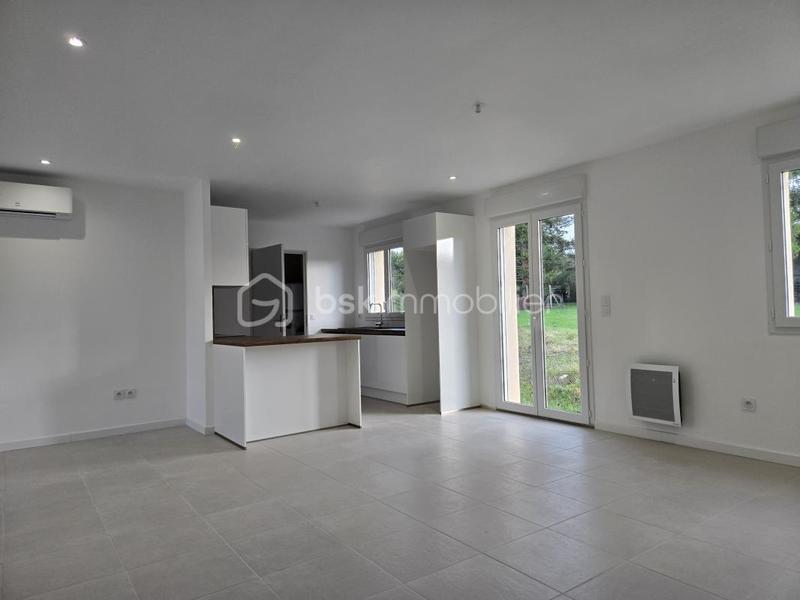 Pavillon - 93 m² - 5 pièces