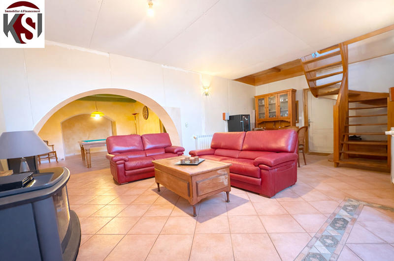 Maison - 97 m² - 3 pièces