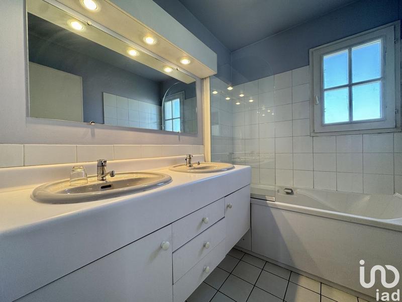 Maison - 161 m² - 6 pièces