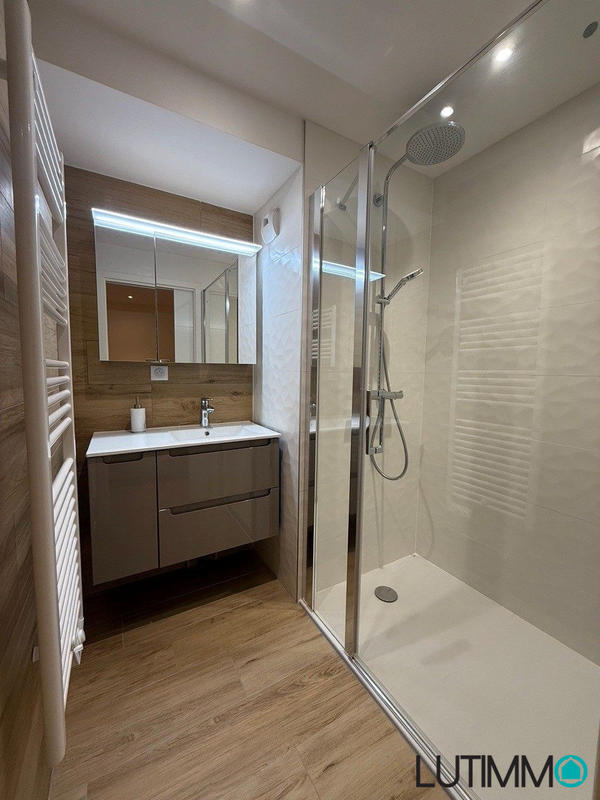 Appartement - 102 m² - 3 pièces