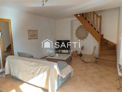 Maison - 644 m² - 24 pièces