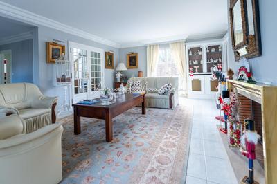 Maison - 187 m² - 7 pièces