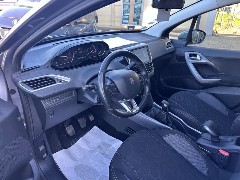 Peugeot 2008 1.6 Bhdi 100 Cv Bvm Finition Allure / Distribution a Jour