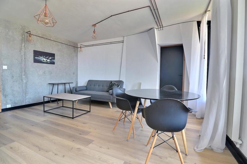 Appartement - 112 m² - 5 pièces