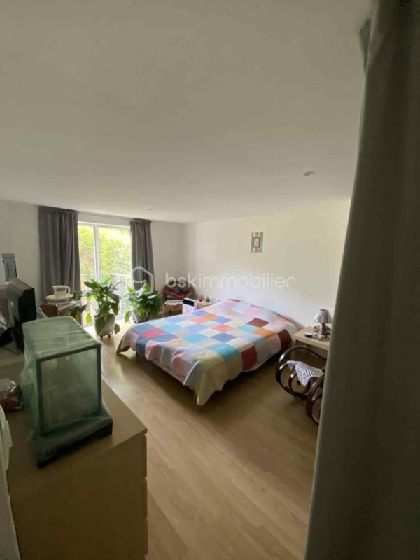 Maison - 137 m² - 7 pièces