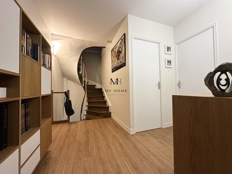 Maison - 178 m² - 7 pièces