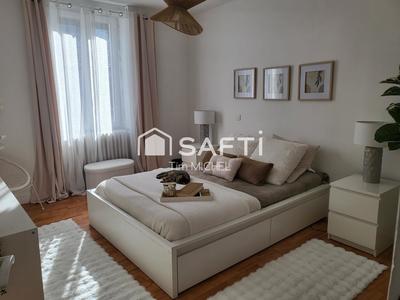 Maison - 104 m² - 4 pièces