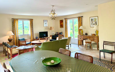 Maison - 137 m² - 5 pièces