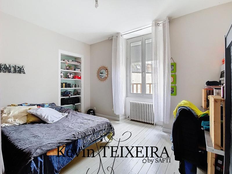 Maison - 147 m² - 8 pièces