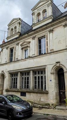 Maison ancienne - 270 m² - 8 pièces