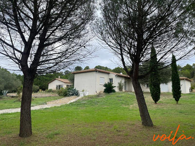 Maison - 310 m² - 9 pièces