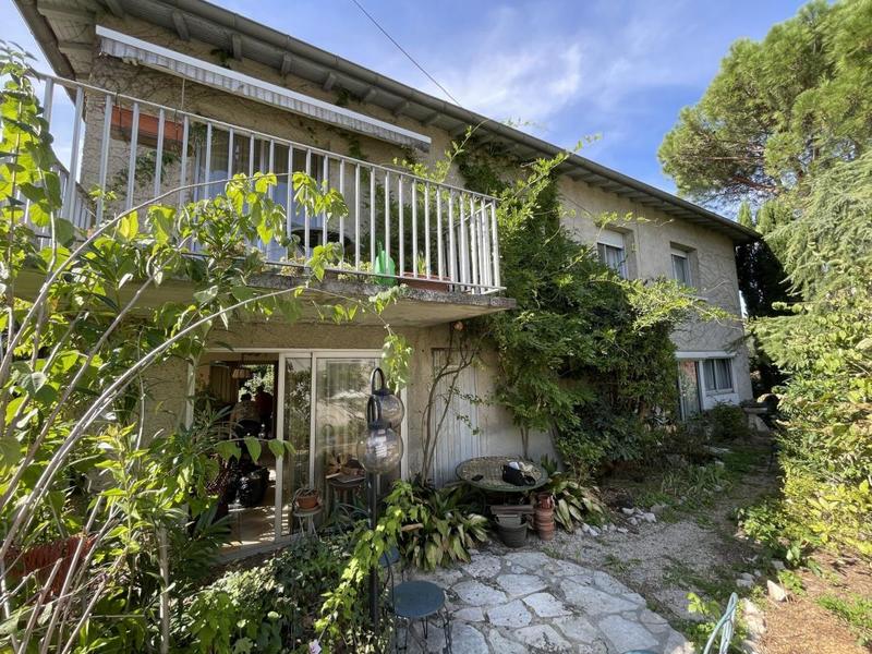 Villa - 187 m² - 7 pièces