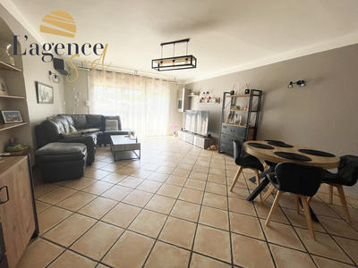 Maison - 200 m² - 7 pièces