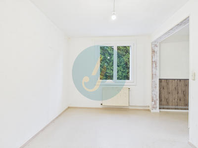 Appartement - 81 m² - 5 pièces