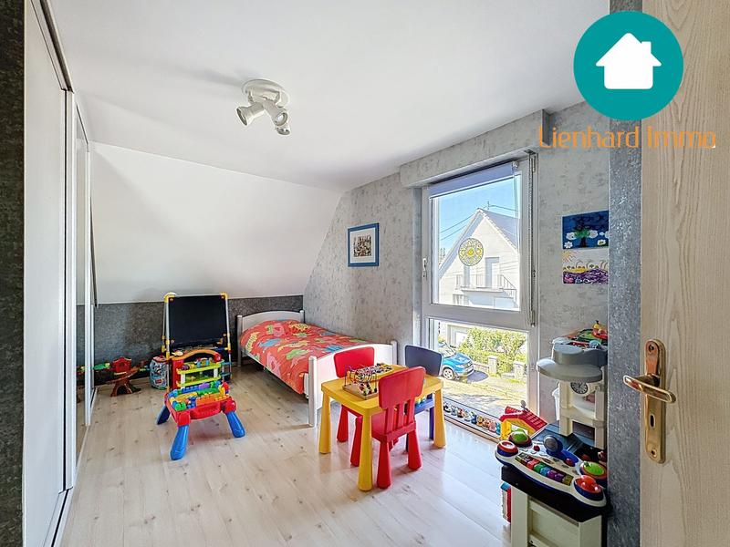 Maison - 200 m² - 7 pièces