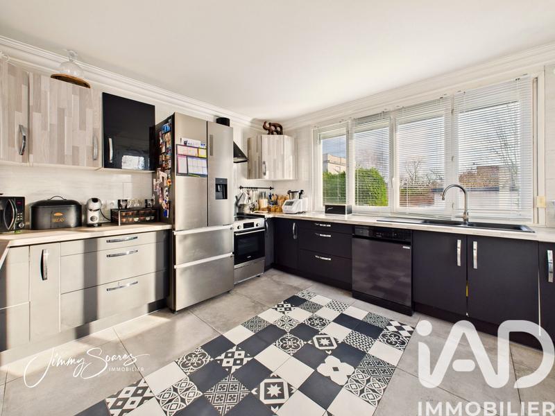 Maison - 110 m² - 5 pièces