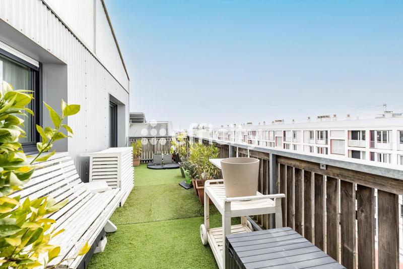 Appartement - 122 m² - 5 pièces