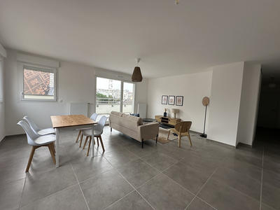 Appartement - 108 m² - 5 pièces