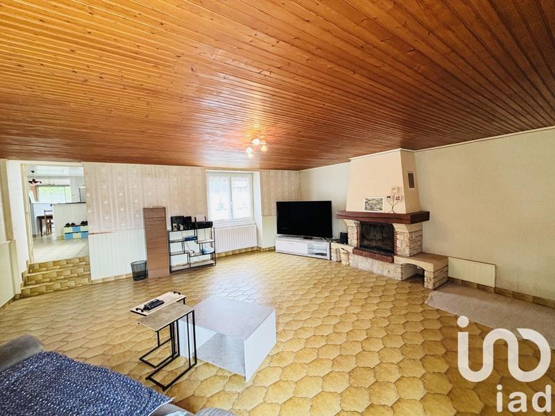 Maison - 210 m² - 7 pièces