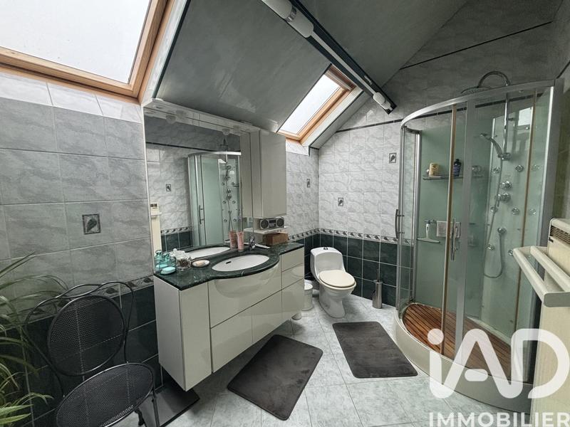 Maison - 140 m² - 6 pièces