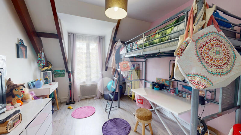 Maison - 81 m² - 4 pièces