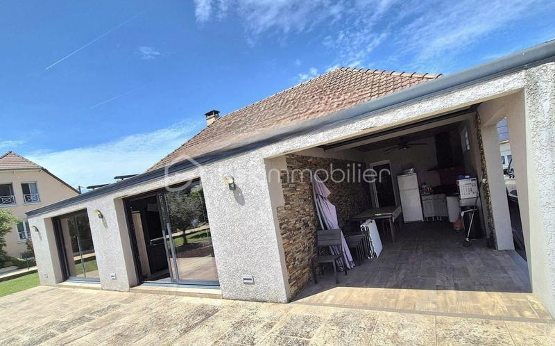 Maison de village - 175 m² - 6 pièces